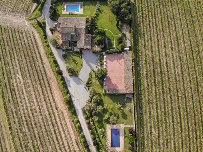 Casa rural para 4 personas, con Terraza y Jardín además de Piscina y Vistas en Viloví - 2