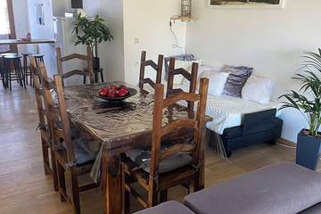 Gîte pour 5 personnes, avec jardin dans Cléré-les-Pins