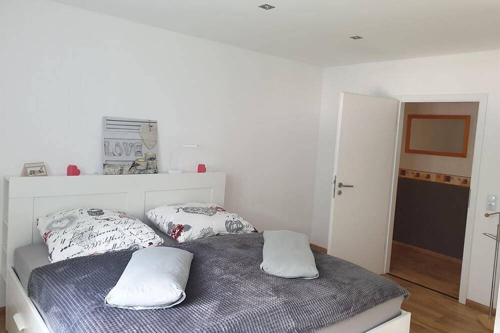 Ganze Wohnung, Ferienwohnung Glühwürmchen - Appartement/Fewo, Bad, Wc in Engelskirchen, Oberbergischer Kreis