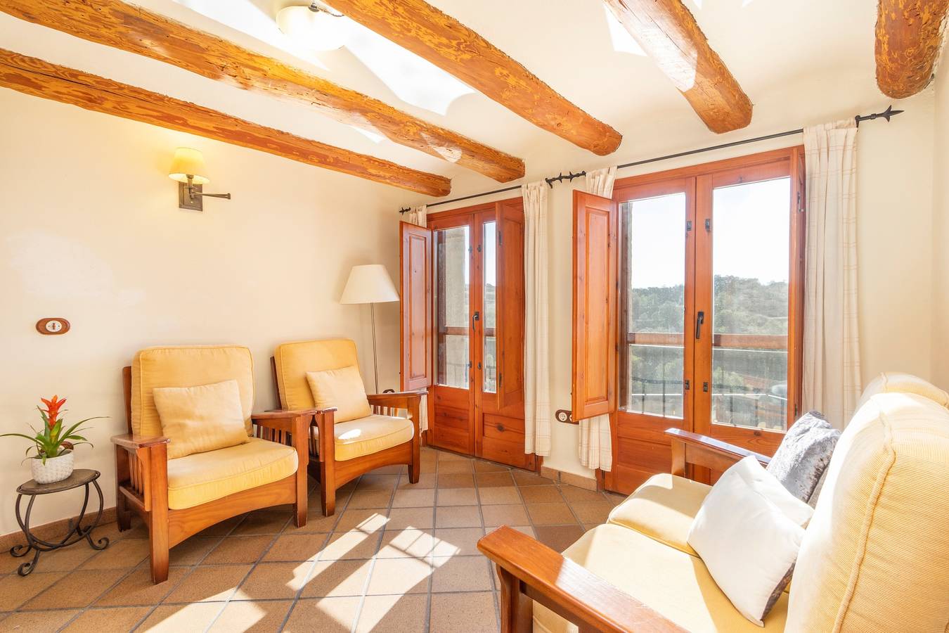 Casa de vacaciones 'Mas Vilardaga' con vistas a la montaña, Wi-Fi y aire acondicionado in Baronía de Rialp, Noguera
