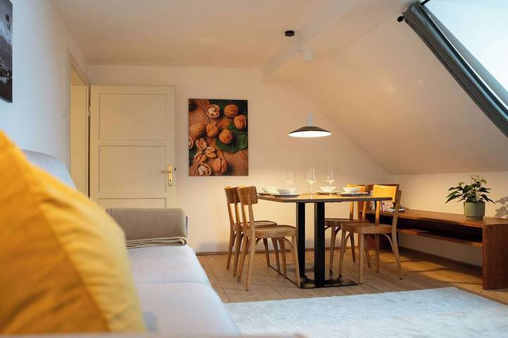 Ferienwohnung für 5 Personen, mit Balkon und Garten sowie Pool in Oberbozen