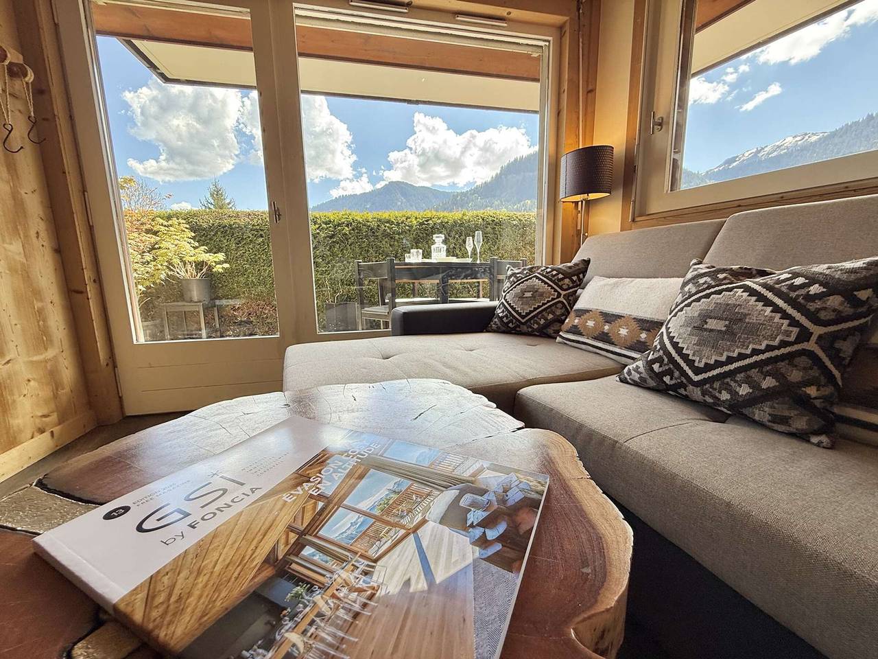 Apartamento entero, Estudio con Cabina en Praz Sur Arly - Ideal para 4 Personas con Parking y a Proximidad de Pistas in Praz-sur-Arly, Pays du Mont-Blanc