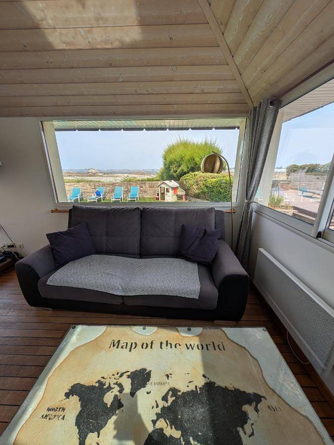 Location de vacances pour 8 personnes, avec vue et jardin à Santec - 2