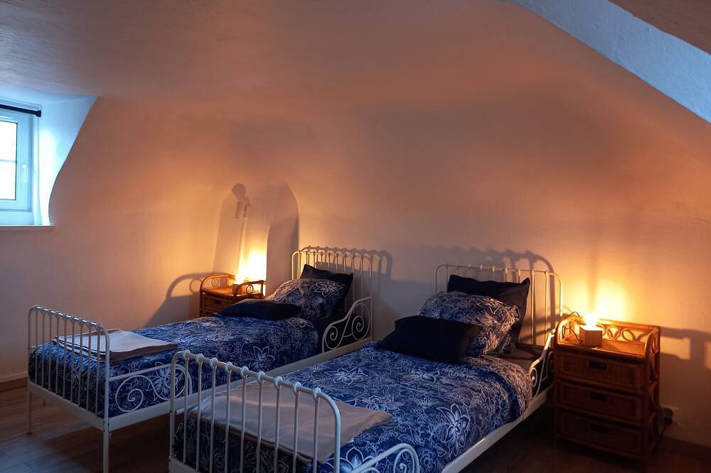 La Tourelle, 4/6 places, furnished with garage in Péronne (Somme), Región de Péronne