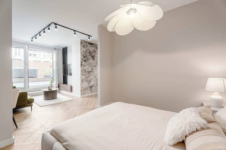 Ganze Wohnung, Luxurious Brand New! Private Jacuzzi + Terrace + Parking in Warschau, Masowien