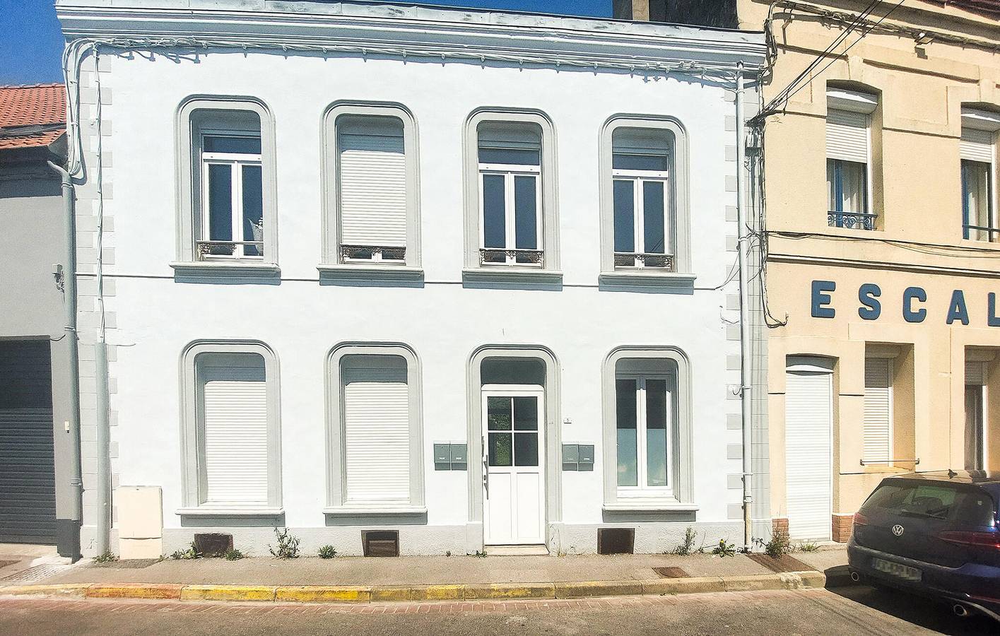 Appartement de vacances entier, Appartement confortable à Étaples avec Wi-Fi, parking et cuisine - À 400 m du centre-ville in Étaples, Région de Montreuil