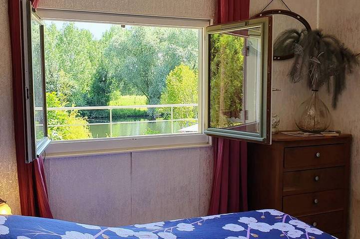 Gîte pour 4 personnes, avec terrasse et jardin à Montigny-le-Gannelon - 3