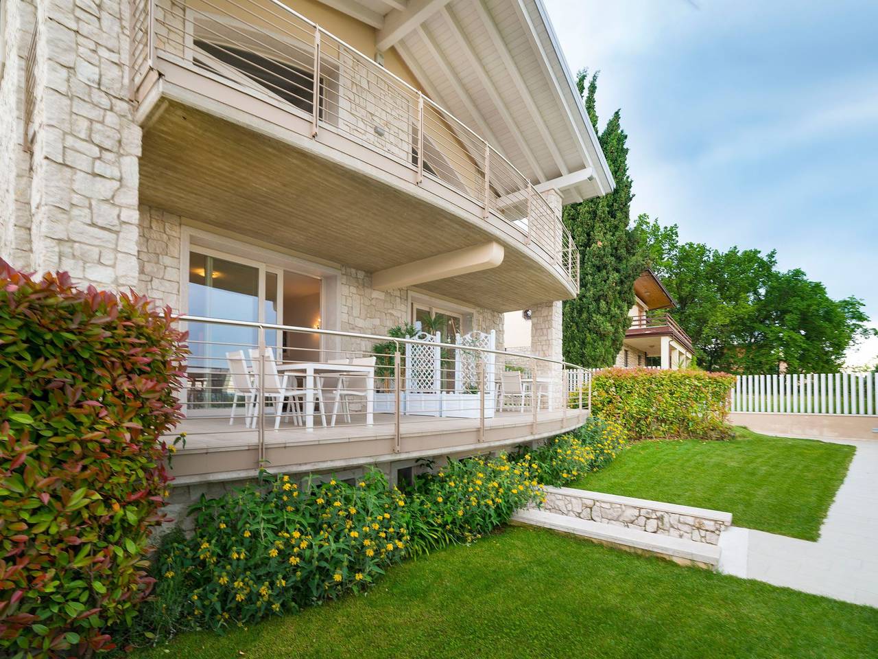 Ganze Wohnung, Flacher Sonnenuntergang in Torri del Benaco, Gardasee-Berge