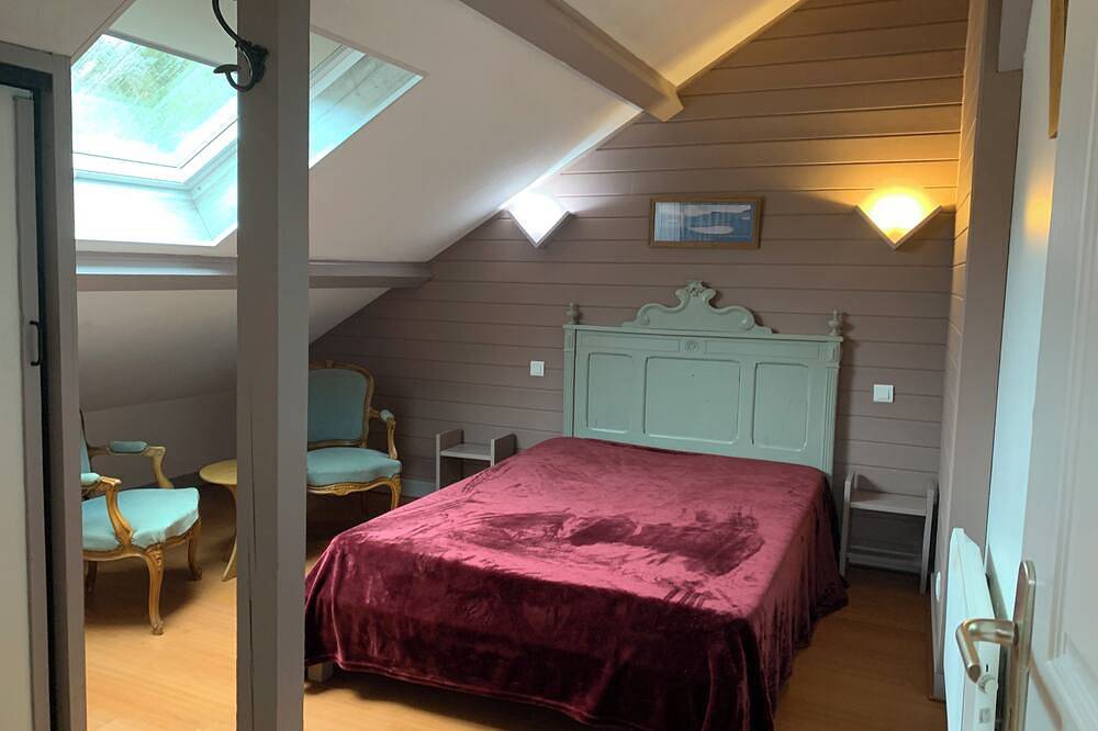 Chalet 3* au calme bord rivière le Lison en Franche Comté  1 Animal accepté in Nans-sous-Sainte-Anne, Jura Francais