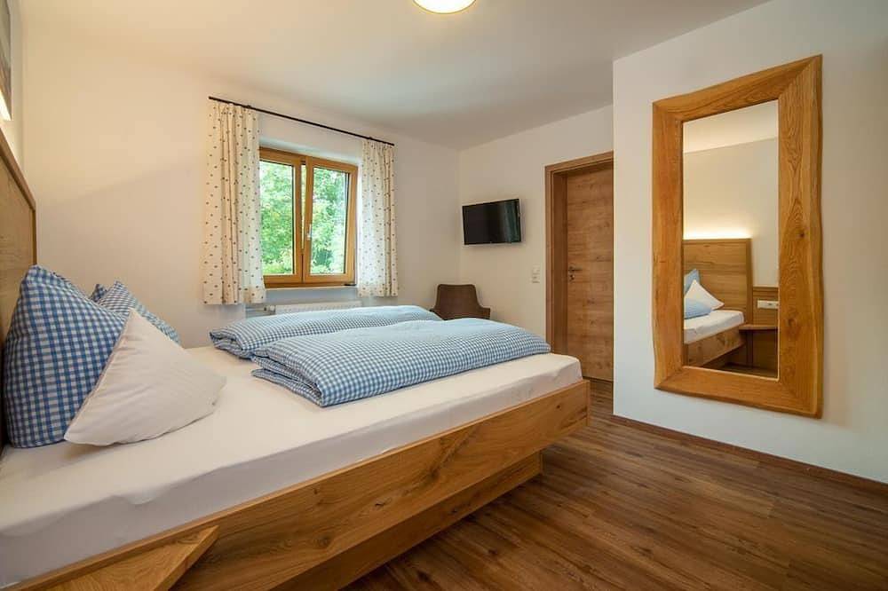 Ganze Wohnung, Fuchsbau / Doppelzimmer P**** - Panoramablick Heimen in Hopferau, Bayerisch Schwaben