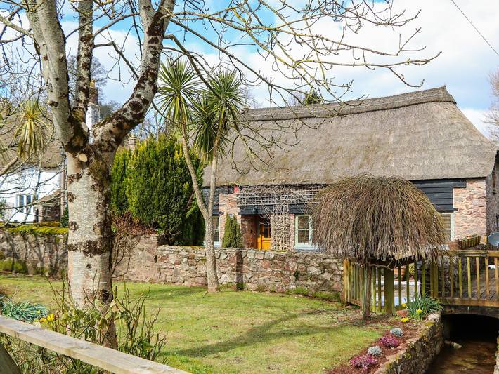 Cottage for 6 people, with garden, with pets in Torquay