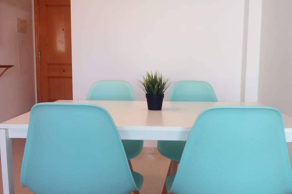 Entire apartment, Apartment Playa de Moncofa, Pool and Garage in Moncofa, Costa del Azahar