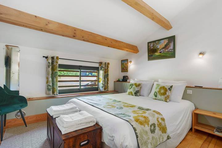 Chambre d’hôte pour 2 personnes, avec Jacuzzi et Jardin
