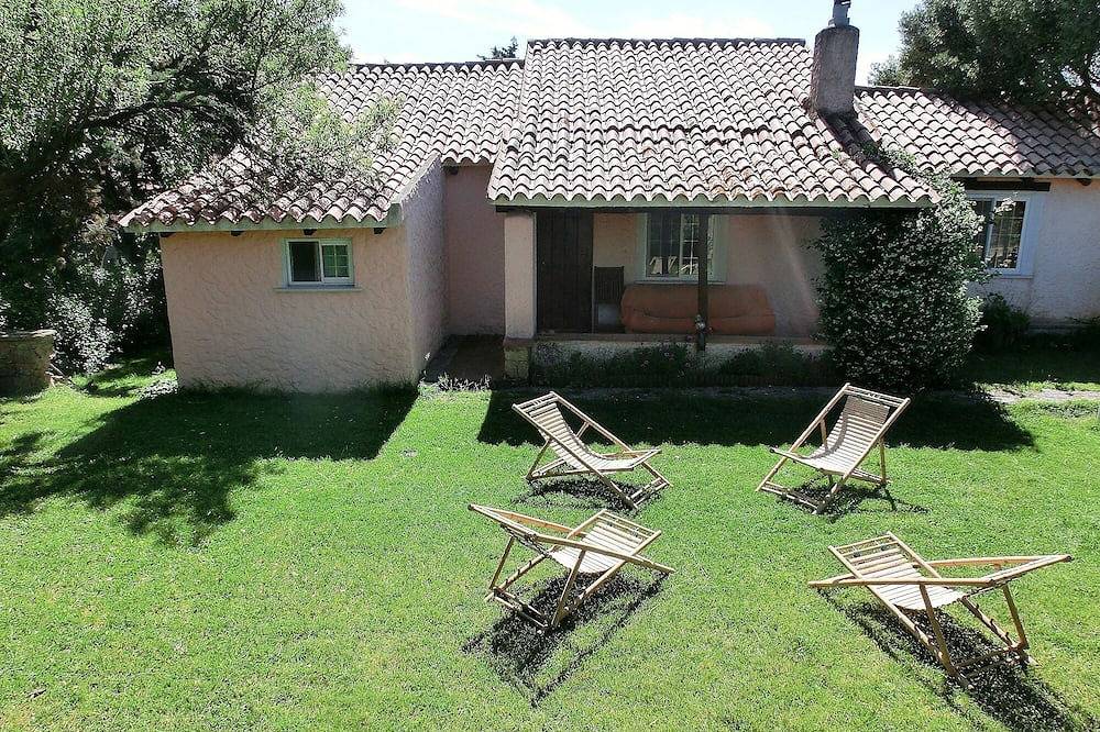 Villa dans un endroit calme à la campagne Spécial Pour Les Familles Avec Enfants in Tempio Pausania, Gallura