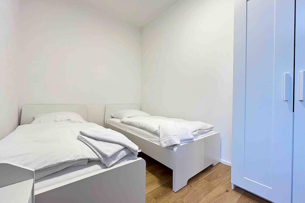 Ganze Wohnung, (Am1013) Moderne Monteurwohnung in Amberg, Ostbayern