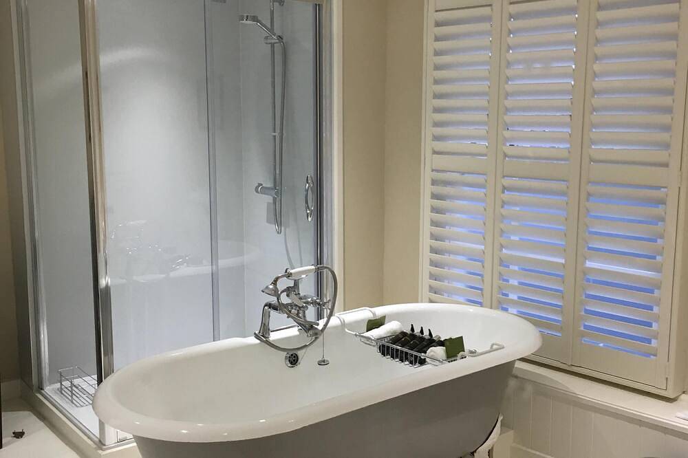 Luxury Double Ensuite Brunyee at Coswarth House in Padstow, Cornwall