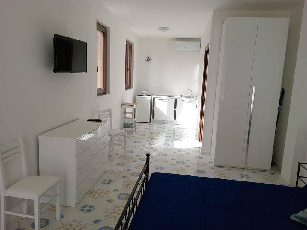 Entire apartment, Luxurious studio flat in a residential village in Vibonati, Cilento