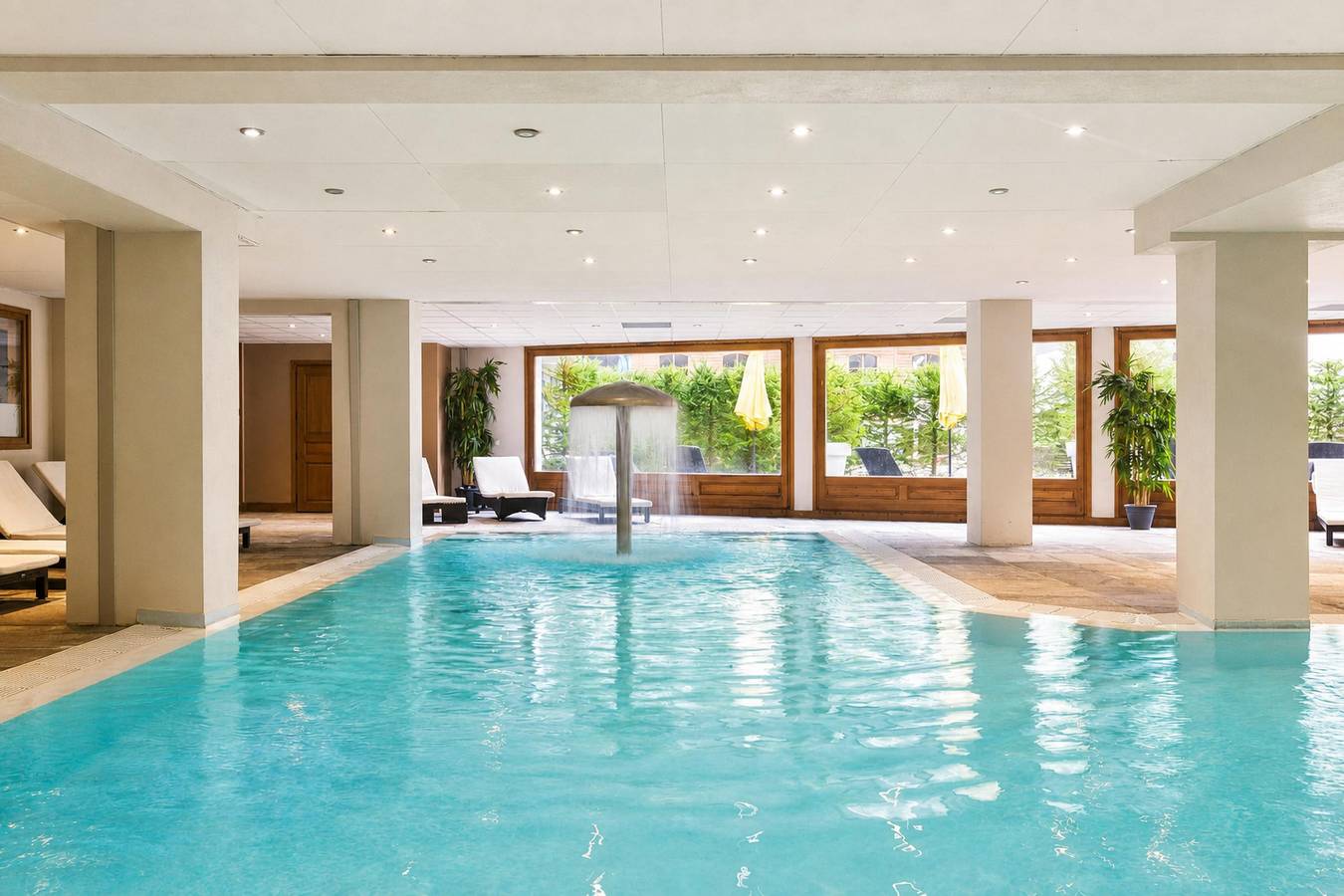 Ganze Wohnung, Vallorcine Loriaz 44 Ski-In Retreat w/ Shared Pool & Sauna in Vallorcine, Region Bonneville