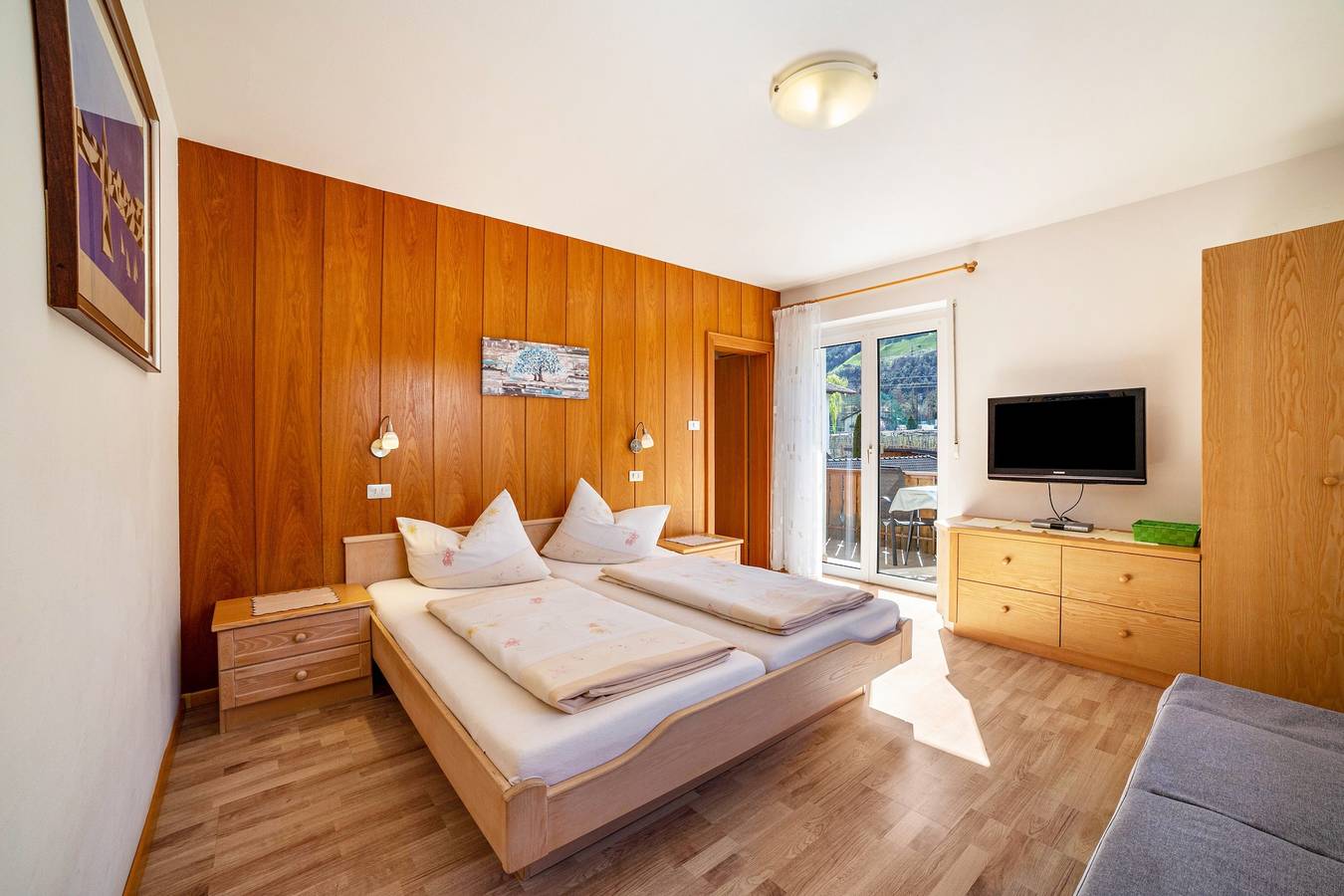 Ganze Wohnung, Ferienwohnung 'Typ B Haus Pöder' mit Bergblick, Gemeinschaftsgarten und Wlan in Naturns, Ortleralpen