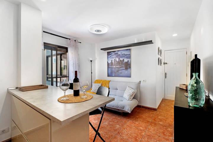 Ganze Wohnung, Ferienwohnung 'Tamaragua' mit Balkon und WLAN in Aroba, Candelaria