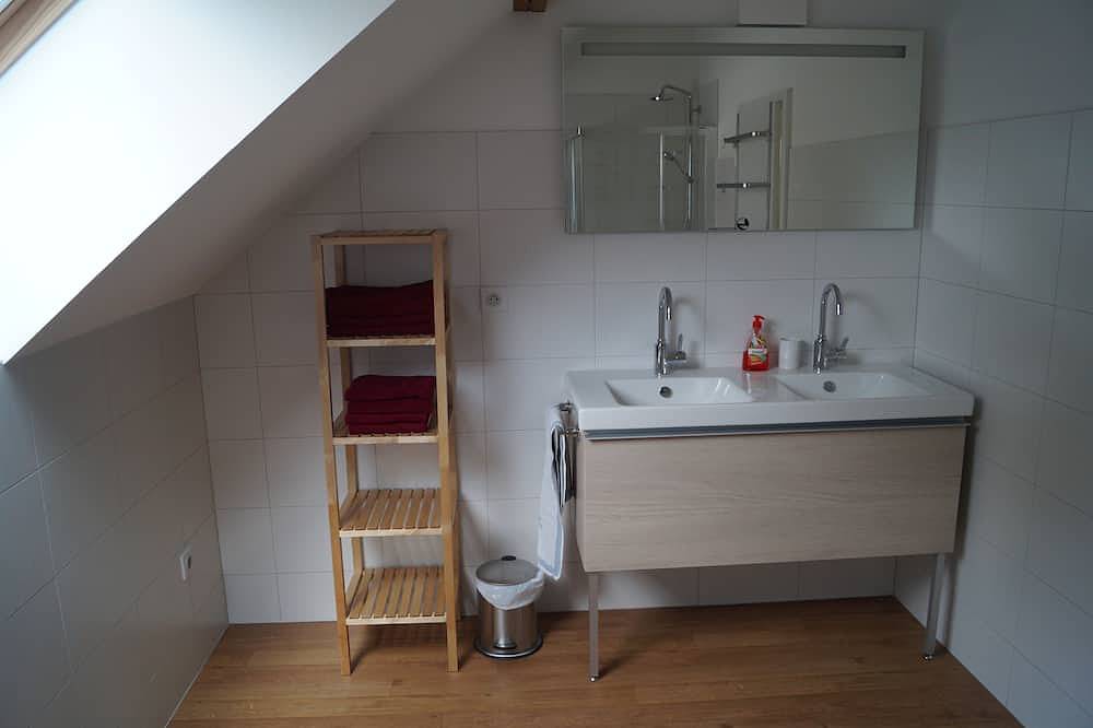 Renovierte Werkstatt als Einzelhaus für bis 7 Personen im historischen Zentrum in Weißenburg, Region Weißenburg