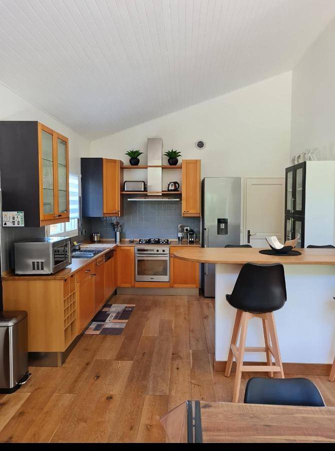 Maison de vacances pour 6 personnes, avec terrasse et piscine