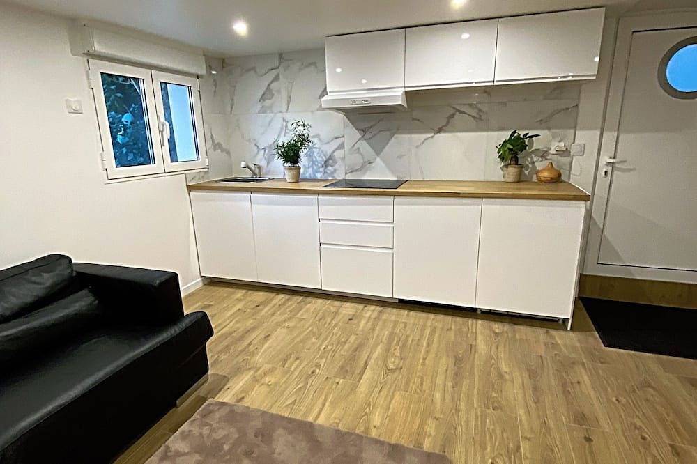 Appartement entier, Appartement neuf proche de l’aéroport et de Paris dans un quartier paisible in Morangis, Essonne