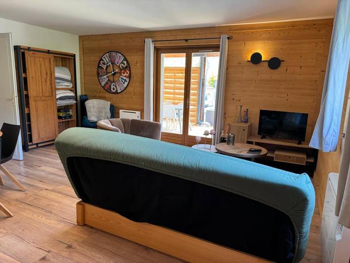 Gîte pour 2 personnes, avec terrasse et jacuzzi dans Glières-Val-de-Borne - 4