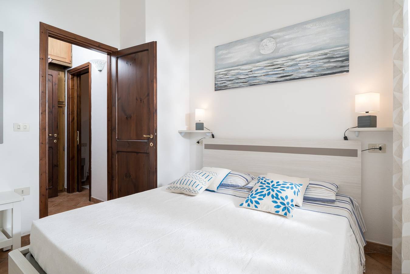 Ganze Wohnung, Ferienwohnung 'Appartamento Ginepro 2' mit Privatterrasse, Wlan und Klimaanlage in Cala Gonone, Dorgali