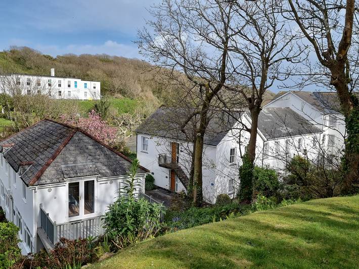 Holiday rental for 2 people, with garden, with pets in Porthcurno