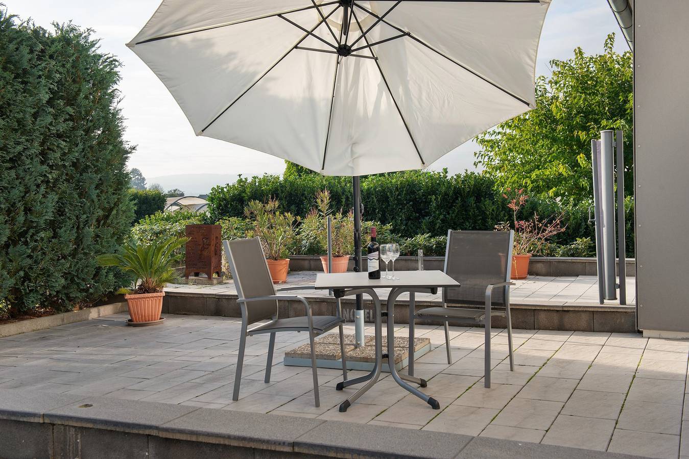 Zimmer 'Zimmer 5' mit Privatterrasse, Gemeinschaftsgarten und Wi-Fi in Reichenau, Untersee