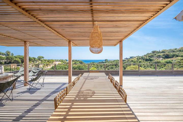 Villa pour 12 personnes, avec vue ainsi que jardin et piscine dans Santa Giulia - 3