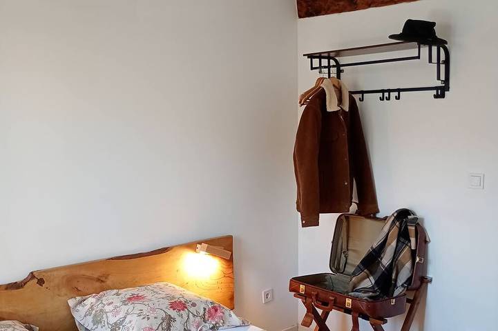 Ganze Wohnung, Oustal del Béal: Charming duplex with a terrace near the restaurants of Mirepoix in Mirepoix, Ariège