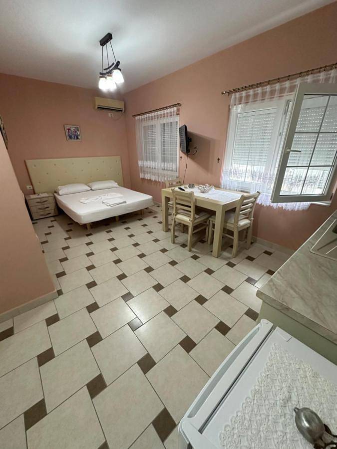 Double Room with Private Bathroom in Saranda, Vlorë