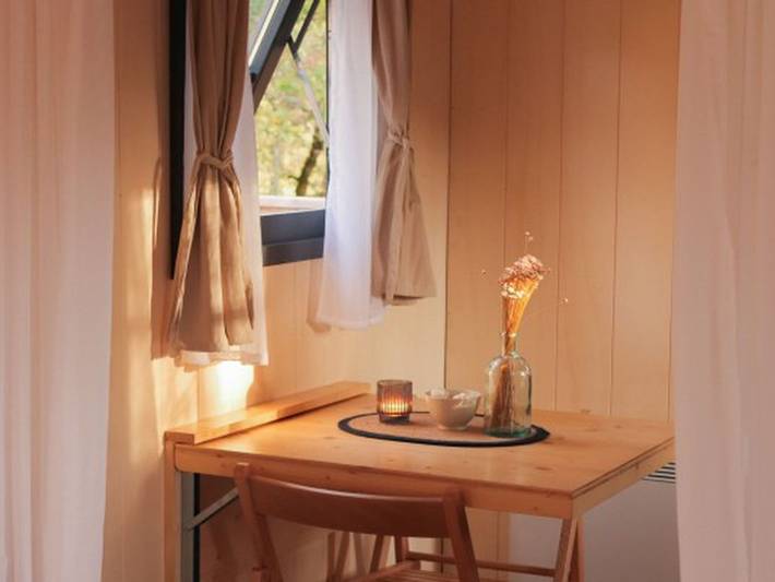 Location de vacances pour 2 personnes, avec piscine à Saint-Amand-de-Coly - 4