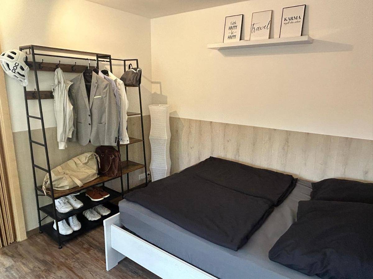 Charmantes Tiny Haus mit 2 Wohnungen in Nümbrecht, Oberbergischer Kreis