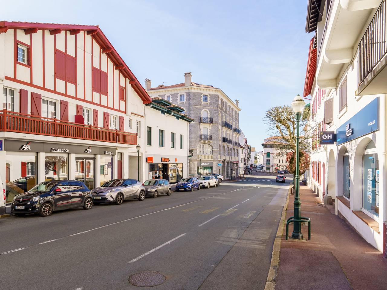Entire apartment, Orpia in Saint-Jean-de-Luz, Bayonne region