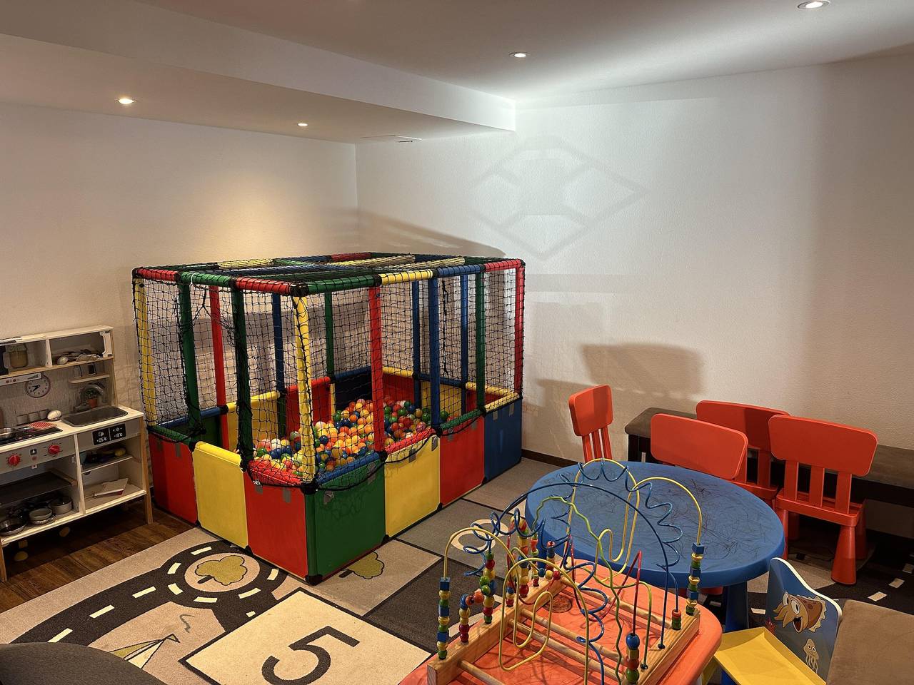 Doppelzimmer Standard 6 im Gästehaus, foto 11