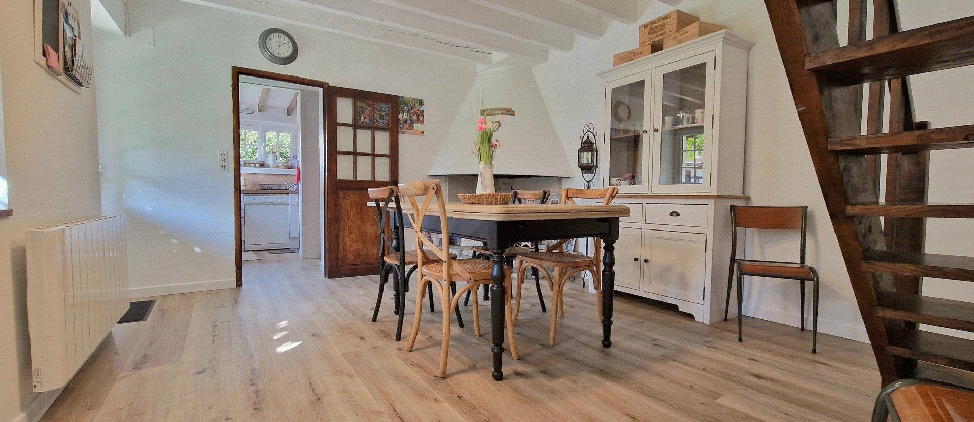 Gîte À la Belle Étoile de Paris à Honfleur in Cravent, Yvelines