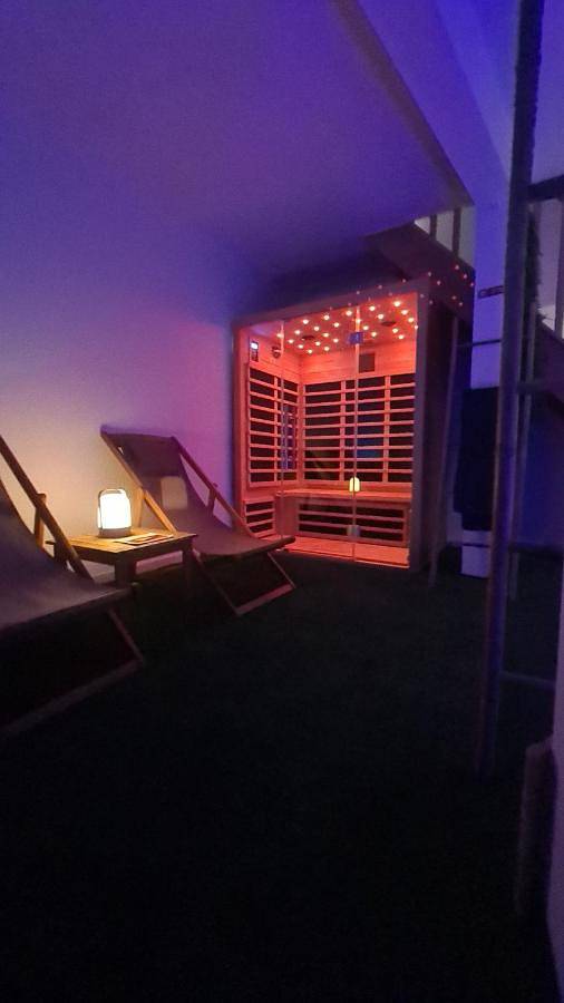 Location de vacances pour 2 personnes, avec terrasse ainsi que sauna et jacuzzi, animaux acceptés à Palau-del-Vidre - 4