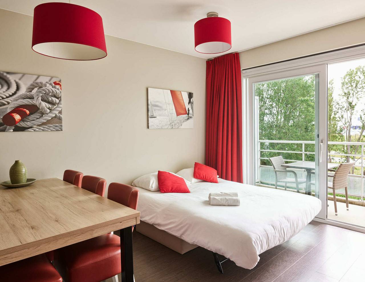 Holiday Suites Zeebrugge — Familiensuite | 6 Personen in Brügge, Belgische Küste