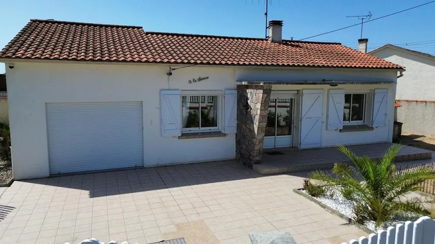 Casa de vacaciones para 8 personas, con jardín además de terraza y jacuzzi - 1