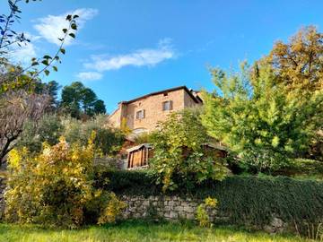 Chambre d’hôte pour 5 personnes, avec jardin ainsi que terrasse et piscine à Sanilhac