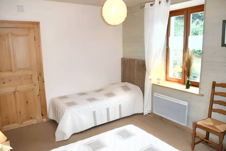 Gîte pour 9 personnes, avec jardin, animaux acceptés dans La Planche des Belles Filles - 4