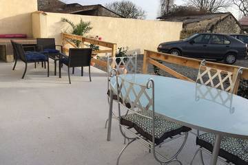 Gîte pour 6 personnes, avec terrasse, animaux acceptés dans Neulles