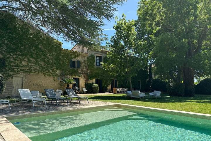 Location de vacances pour 8 personnes, avec jardin et piscine à Mudaison - 2