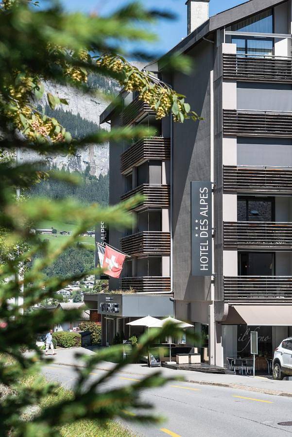 Apartahotel para 2 personas, con sauna y piscina además de balcón y vistas en Suiza