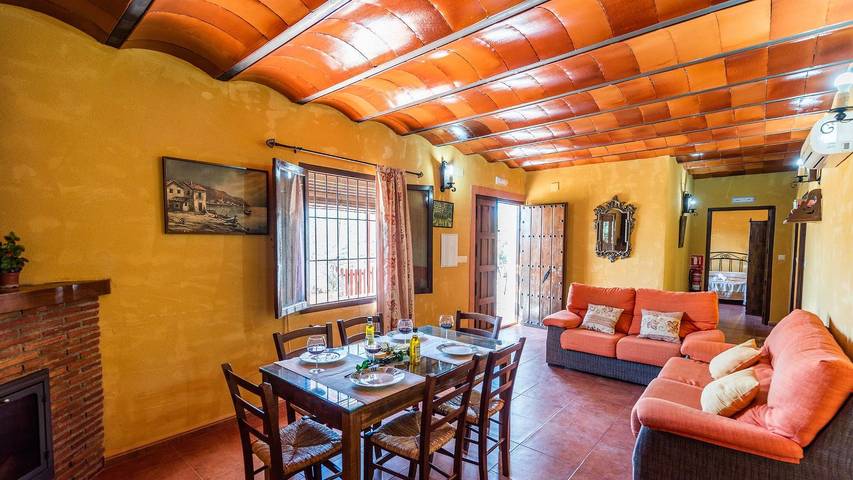 Casa rural para 6 personas, con piscina y jacuzzi en Algarinejo - 4