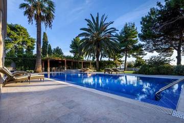 Villa for 10 Guests in Split, Split-Dalmatia, Picture 2