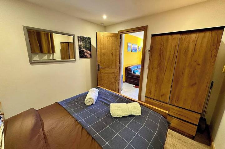 Ganze Wohnung, The Haven, Montriond, garden, 2/4 persons in Montriond, Les Portes du Soleil